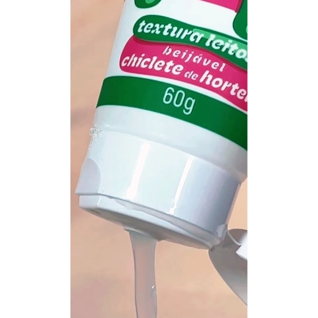 D4 gel lubrificante com textura leitosa sabor chiclete de hortelã 60 g – lubrificante íntimo beijável e refrescante, ideal para sexo oral e experiências sensoriais

Palavra-chave principal:
lubrificante textura leitosa

Palavras-chave relacionadas:
lubrificante chiclete de hortelã, gel beijável Sexy Fantasy, textura semelhante a sêmen, lubrificante para sexo oral, fetiche esperma, gel íntimo refrescante, D4 lubrificante sensual